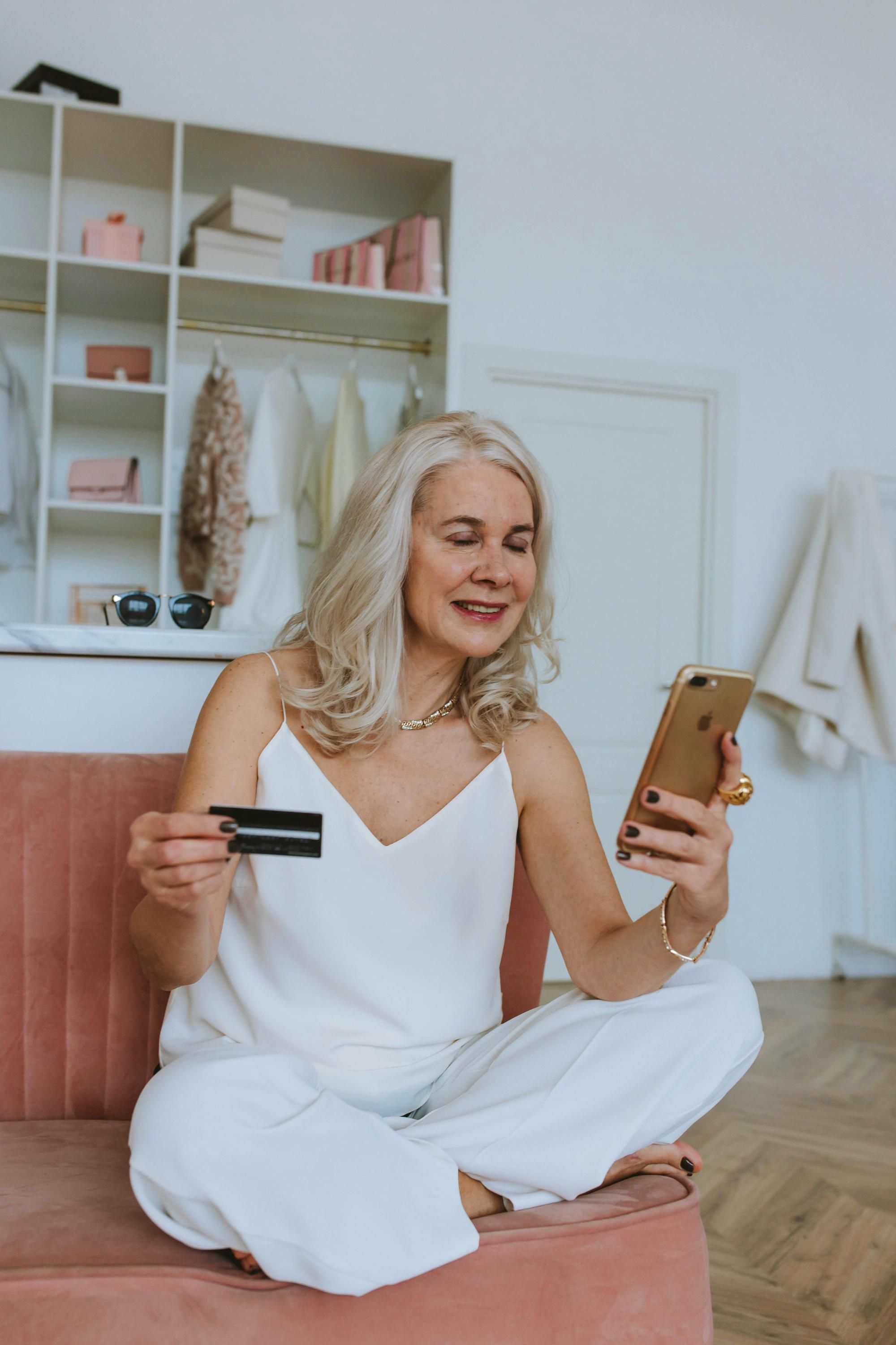 Best Free Government Phone Providers Of 2025 Compared